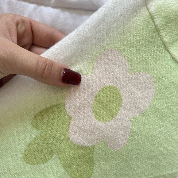 NWT Carre Noir Sweater Womens Large Green Pink Floral Long Sleeve Hippie Y2K - Picture 3 of 7